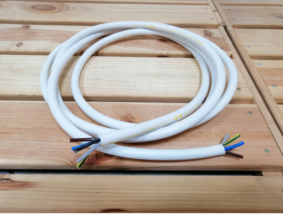 Mounting kit for air conditioning 1-25m copper cable 1/4" + 5/8", drain hose 16 mm, electrical cable 5x 1.5 mm2, wall feedthrough